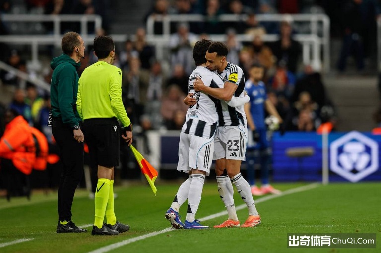 马奎尔,西看台荣耀,巅峰,万博体育平台,万博体育官方网站,万博体育登录入口,万博体育app下载