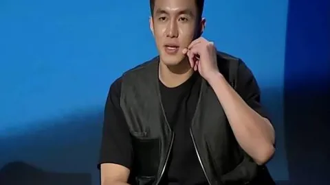 15岁少年缔造两项世界纪录概览